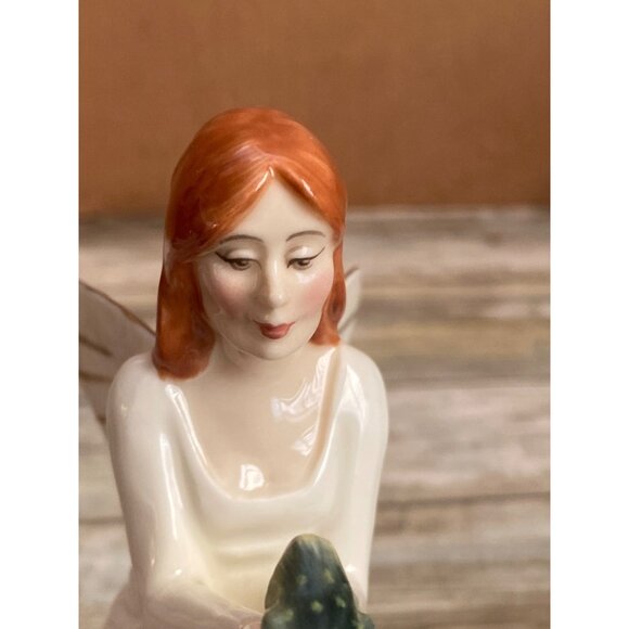 Royal Doulton Fairy Spell HN2979 Enchantment Collection Figurine 1983 by Adrian - Picture 9 of 9
